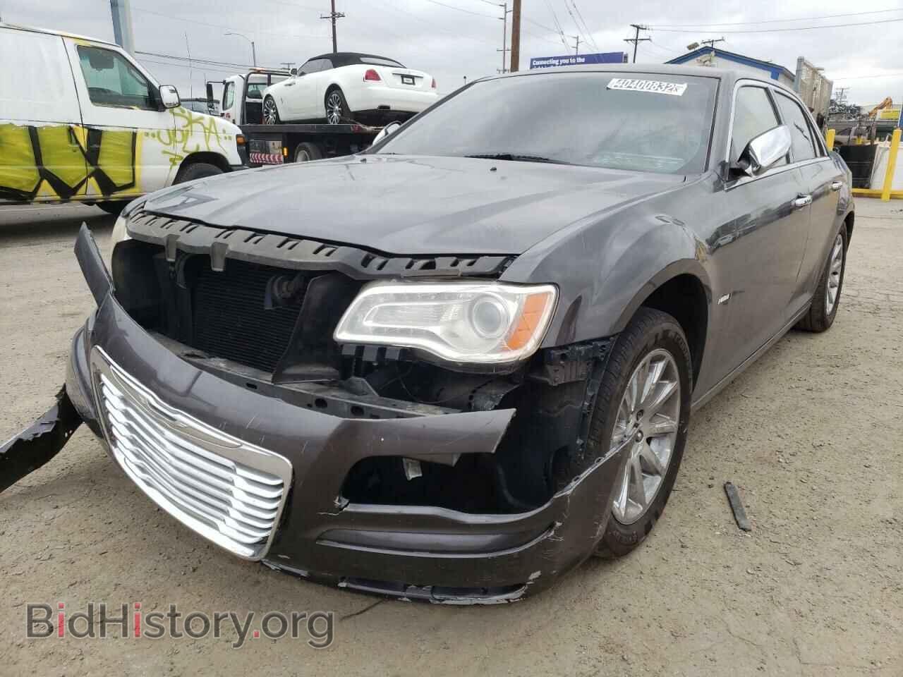 2014 CHRYSLER 300 - VIN: 2C3CCAET3EH117995 - Фото 2