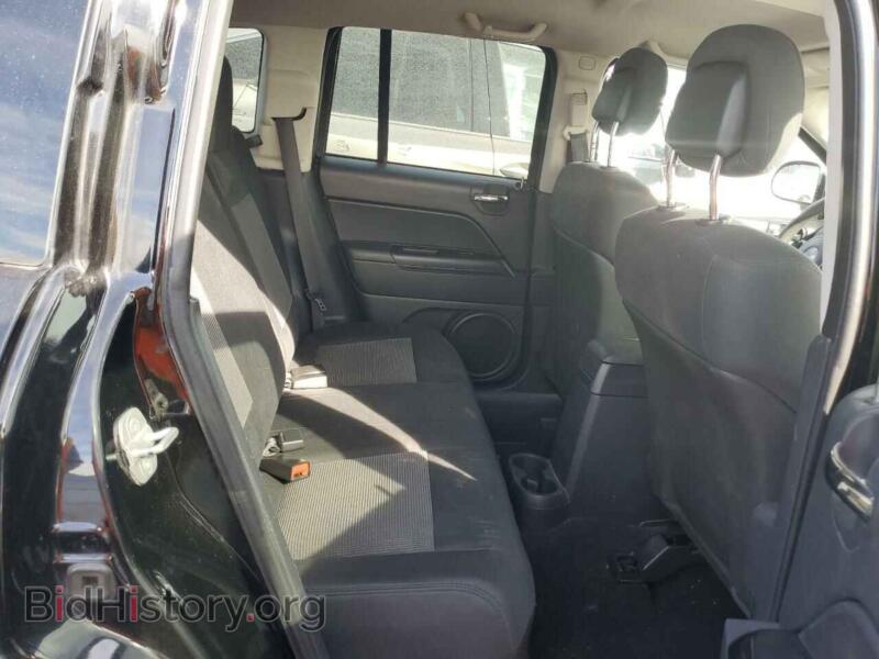2012 Jeep COMPASS (VIN 1C4NJDBB1CD514218) — фото 10 из 12