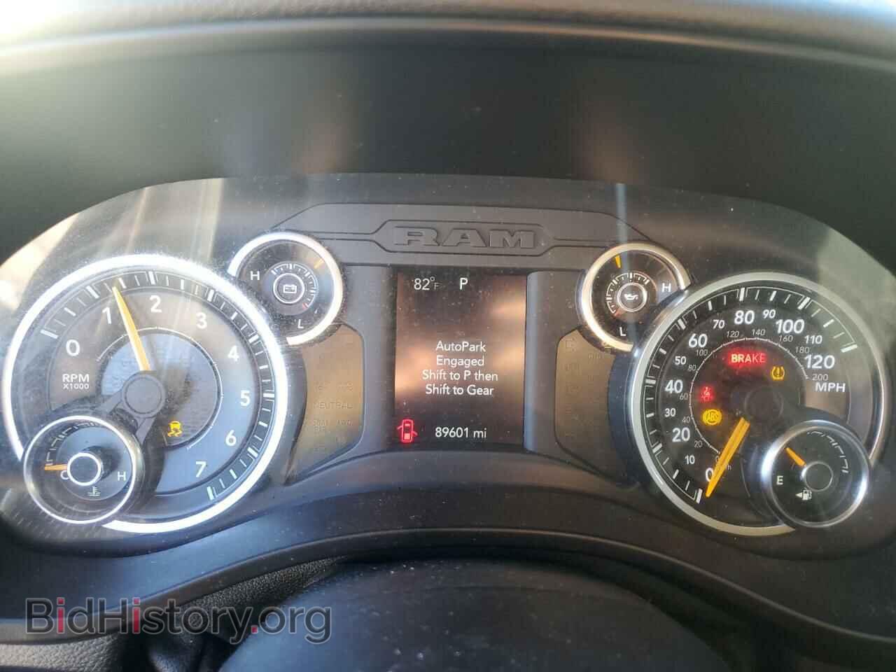 2019 RAM 1500 - VIN: 1C6RRECT1KN612186 - Фото 9