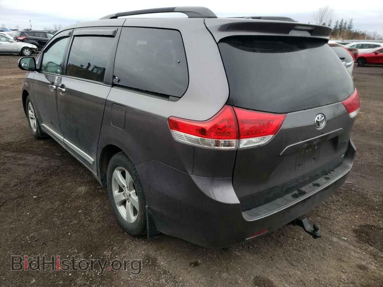 2011 TOYOTA SIENNA - VIN: 5TDKK3DC4BS029901 - Фото 3