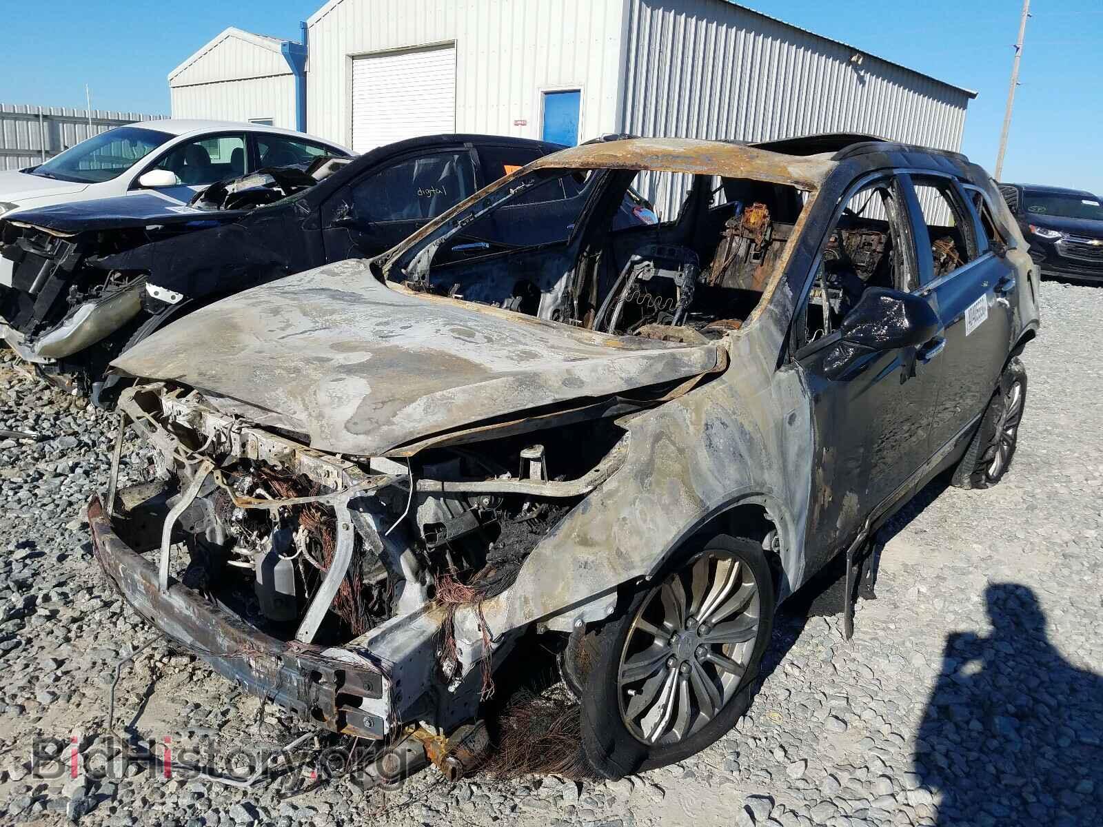 2017 CADILLAC XT5 - VIN: 1GYKNBRS3HZ220907 - Фото 2