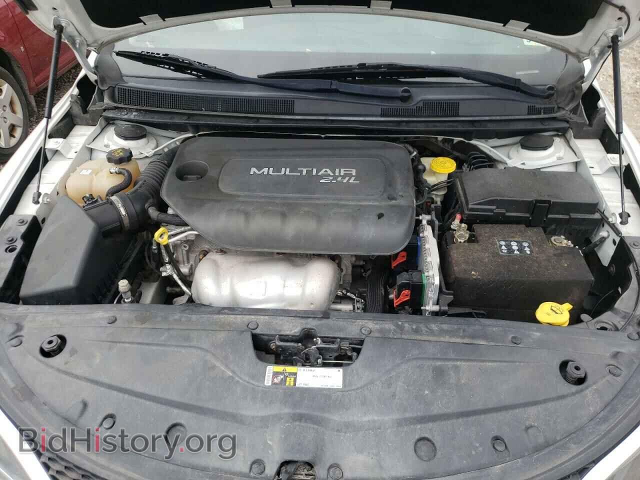 2015 CHRYSLER 200 - VIN: 1C3CCCAB0FN745000 - Фото 7