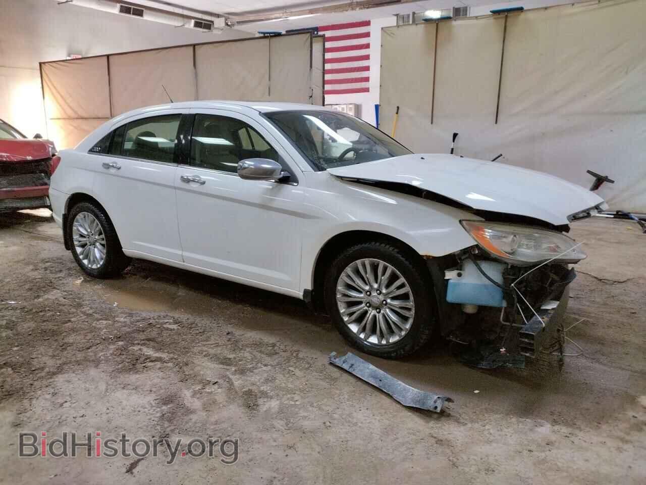 2011 CHRYSLER 200 - VIN: 1C3BC2FGXBN517476 - Фото 4