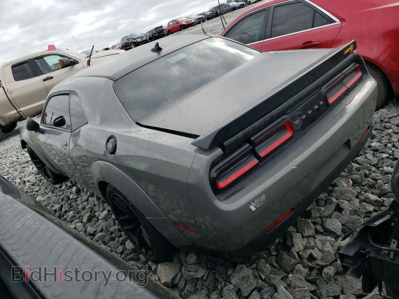 2018 DODGE CHALLENGER - VIN: 2C3CDZC97JH121366 - Photo 2