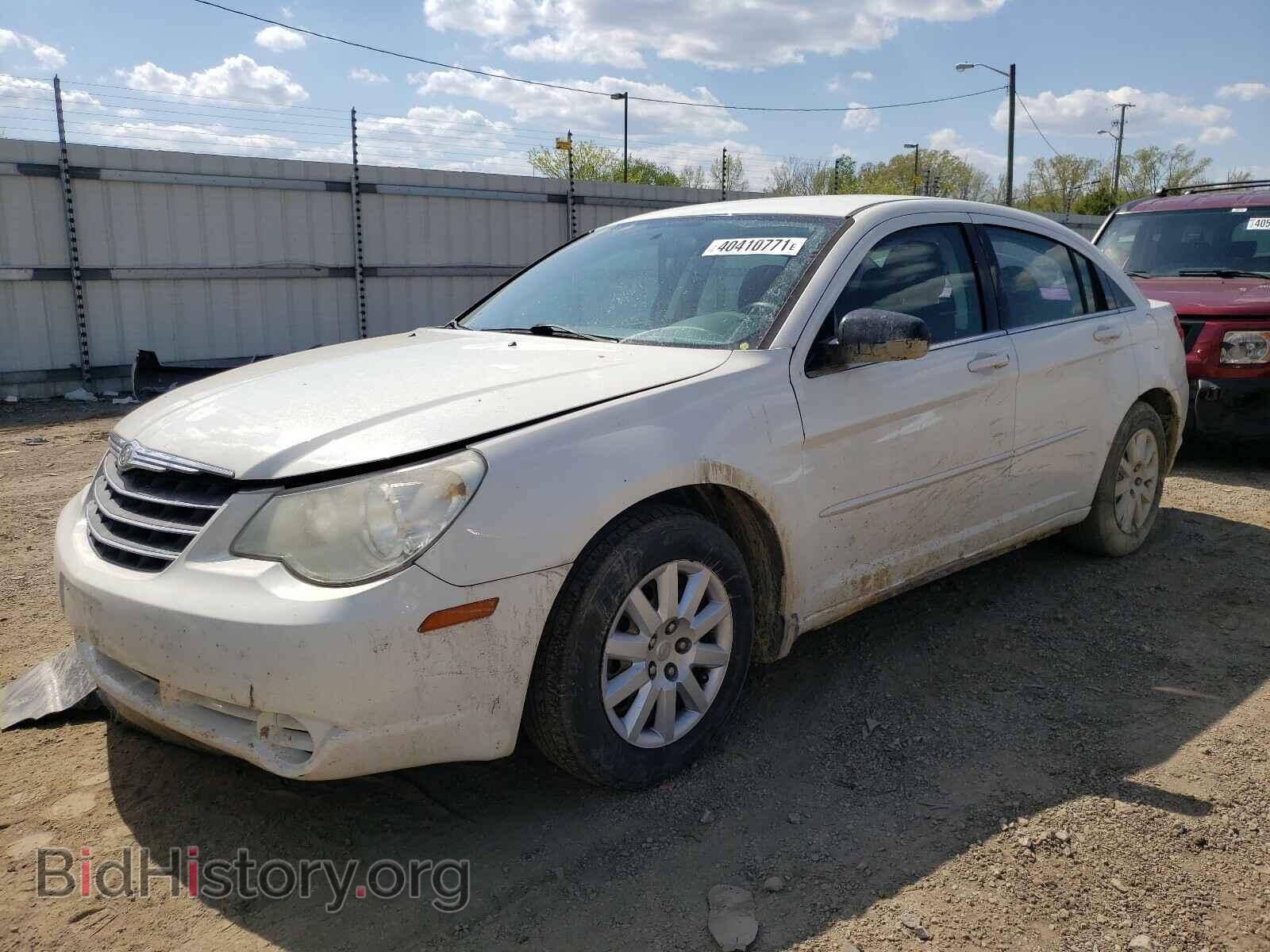 2010 CHRYSLER SEBRING - VIN: 1C3CC4FB2AN192647 - Фото 2