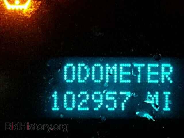 2008 CHEVROLET SILVERADO - VIN: 1GCEC14C08Z258677 - Фото 8