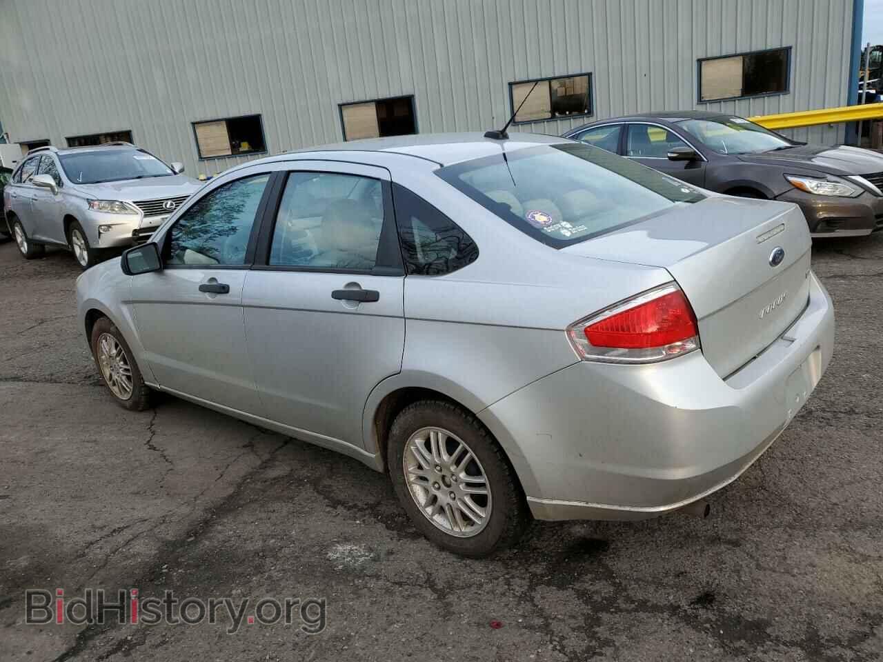 2011 FORD FOCUS - VIN: 1FAHP3FN6BW151109 - Фото 2