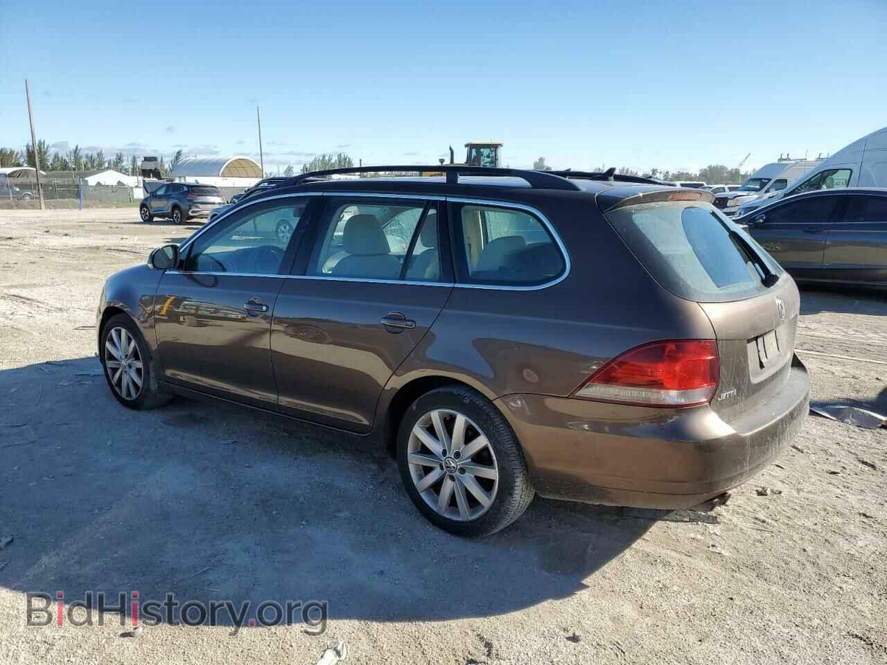 2011 VOLKSWAGEN JETTA - VIN: 3VWPX8AJ0BM638567 - Фото 2
