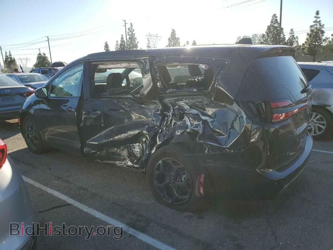 2022 CHRYSLER PACIFICA - VIN: 2C4RC1S72NR147884 - Photo 2