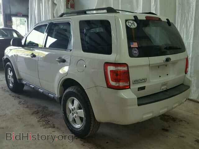 2011 FORD ESCAPE - VIN: 1FMCU0C71BKB10178 - Фото 3