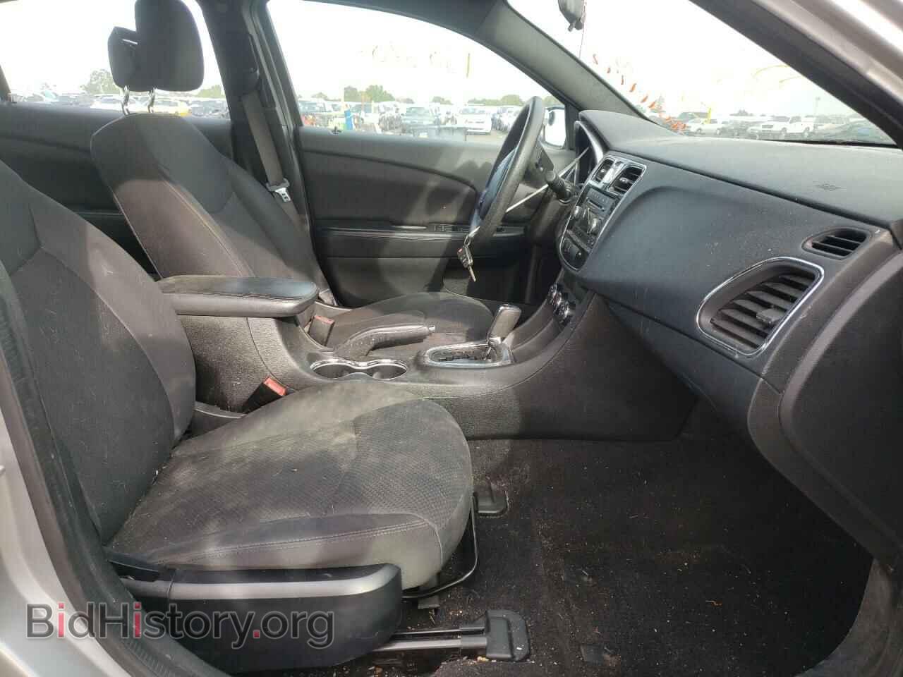2014 CHRYSLER 200 - VIN: 1C3CCBAB4EN213368 - Фото 5