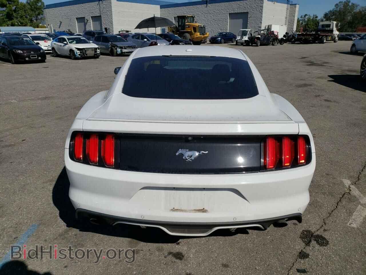 2016 FORD MUSTANG - VIN: 1FA6P8TH2G5221074 - Фото 6