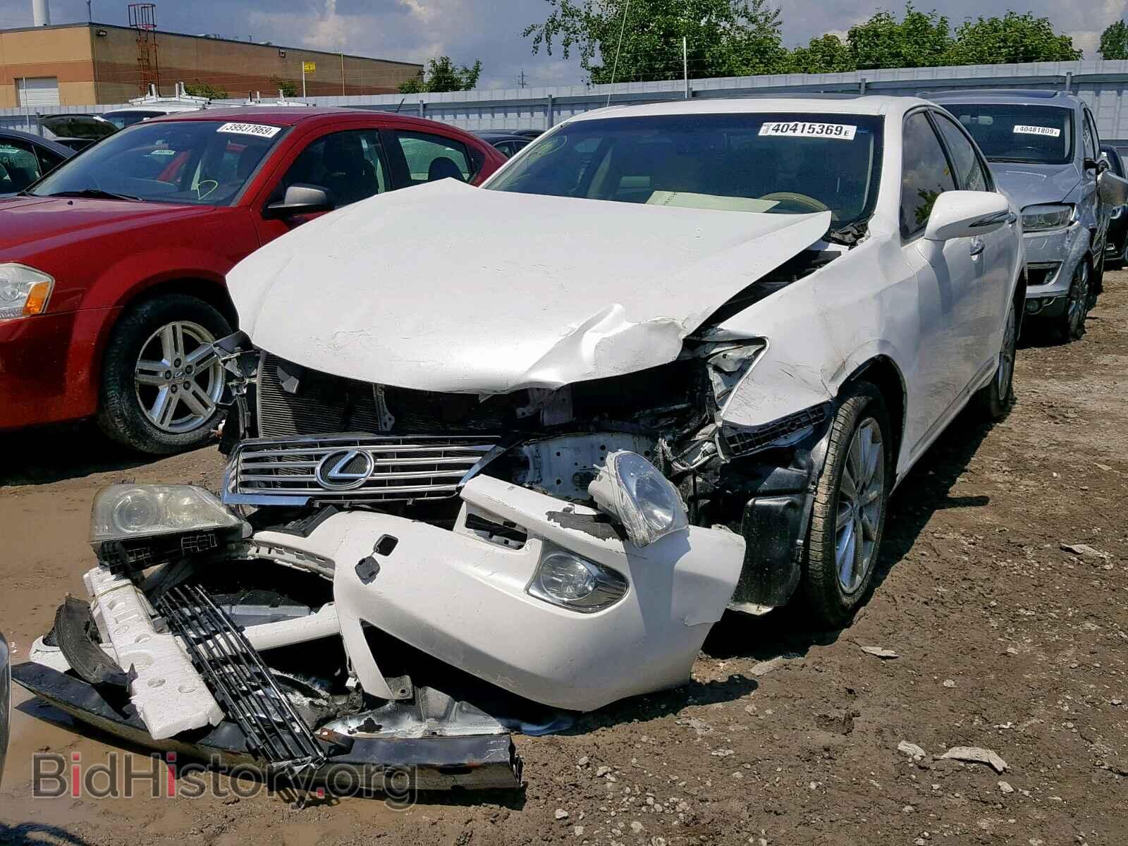 2011 LEXUS ES350 - VIN: JTHBK1EG8B2451410 - Фото 2