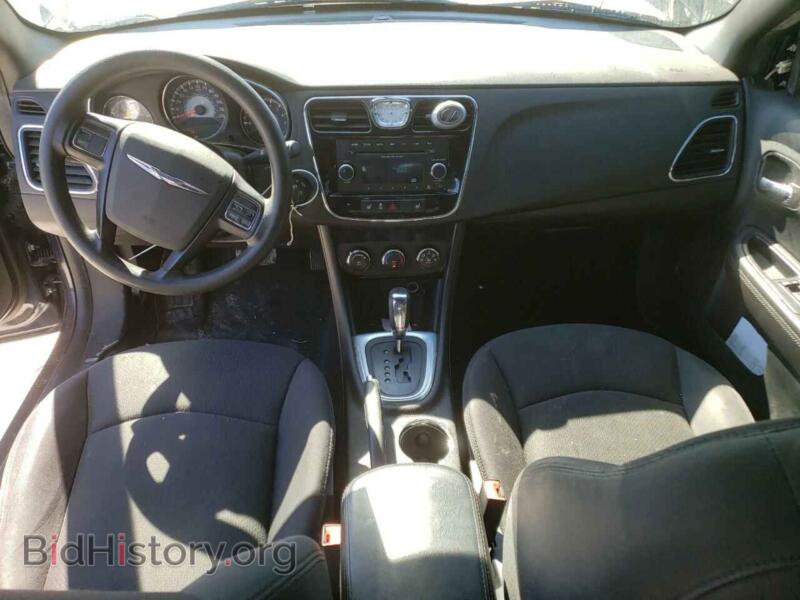 2013 Chrysler 200 (VIN 1C3CCBAG5DN738305) — фото 8 из 13