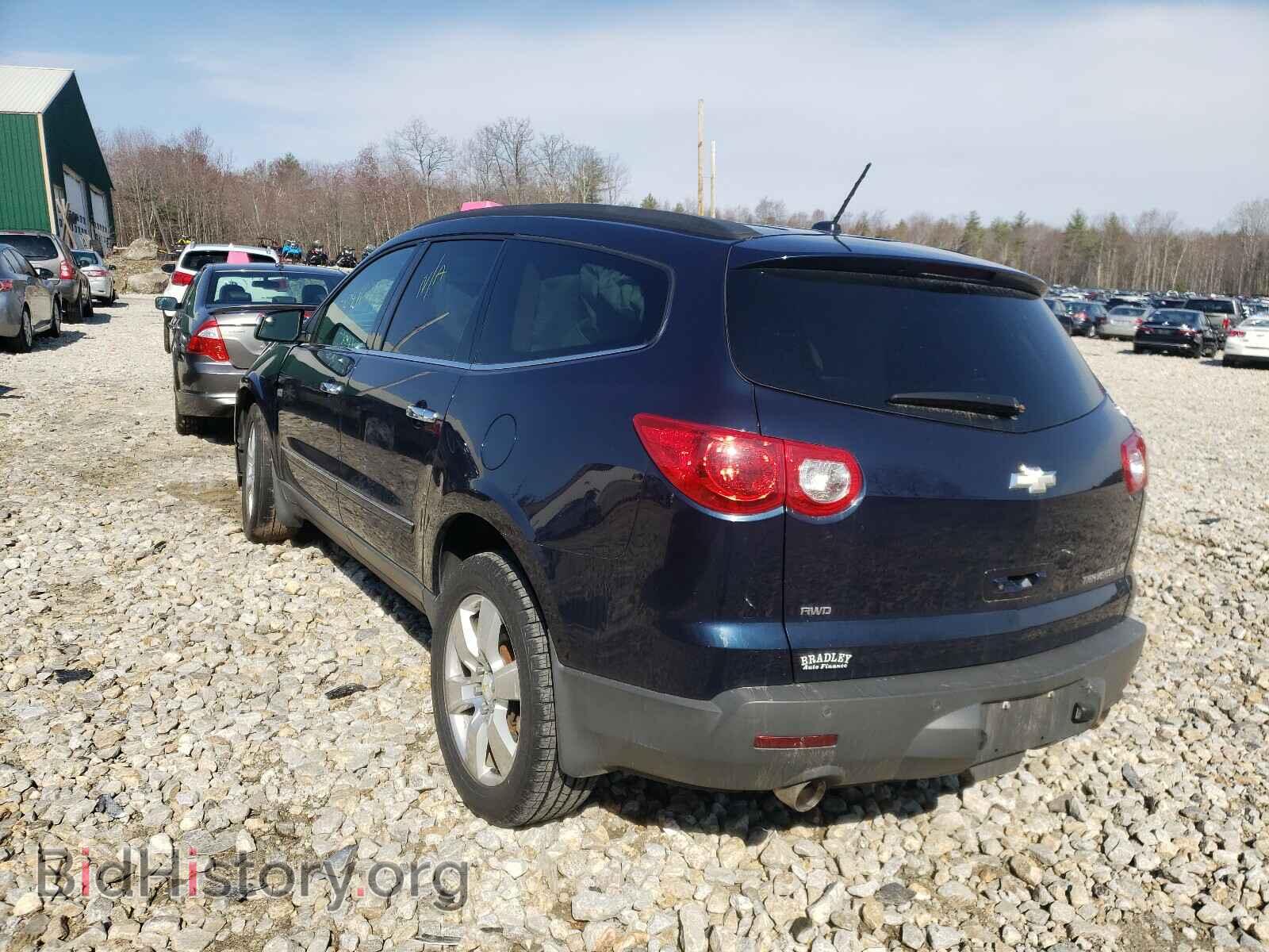 2012 CHEVROLET TRAVERSE - VIN: 1GNKVLED2CJ210659 - Фото 3