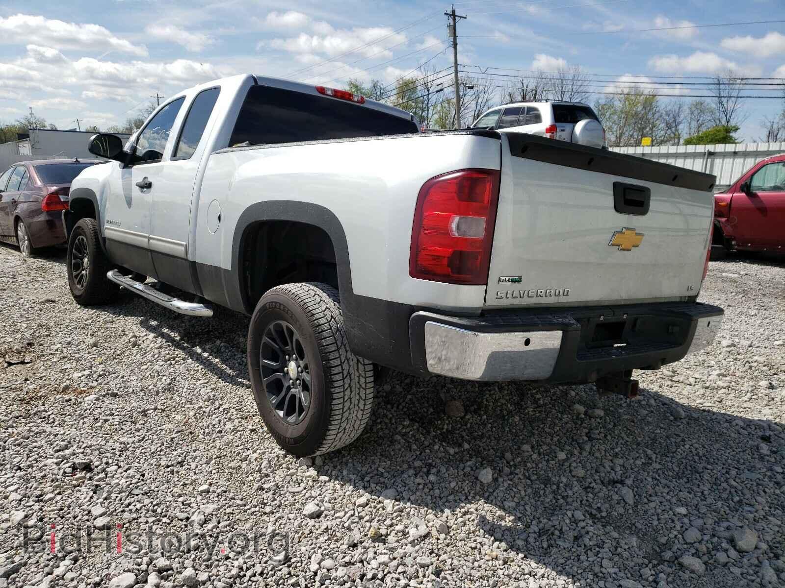 2012 CHEVROLET SILVERADO - VIN: 1GCRKREA8CZ247516 - Фото 3