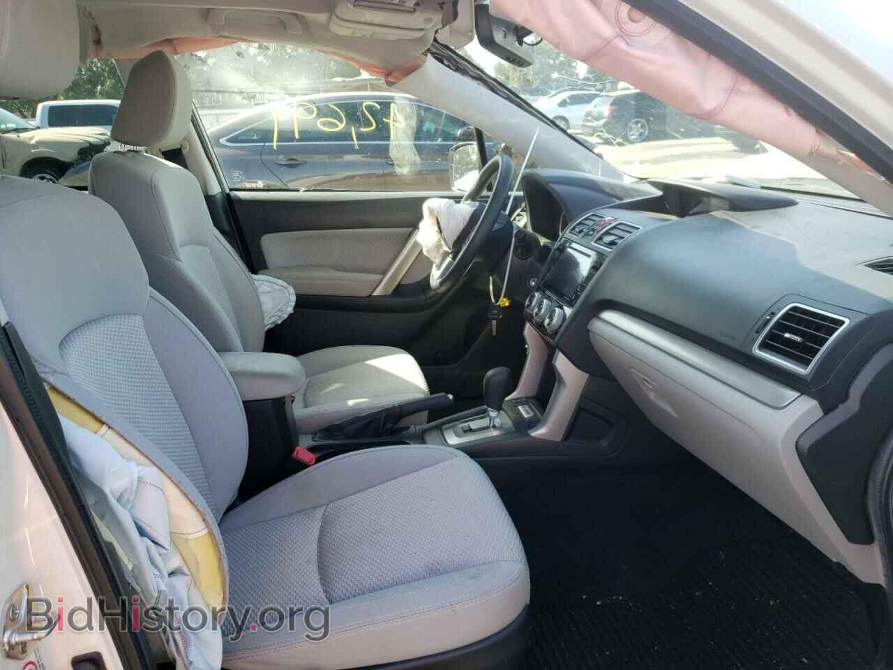 2017 SUBARU FORESTER - VIN: JF2SJAEC1HH585619 - Фото 5