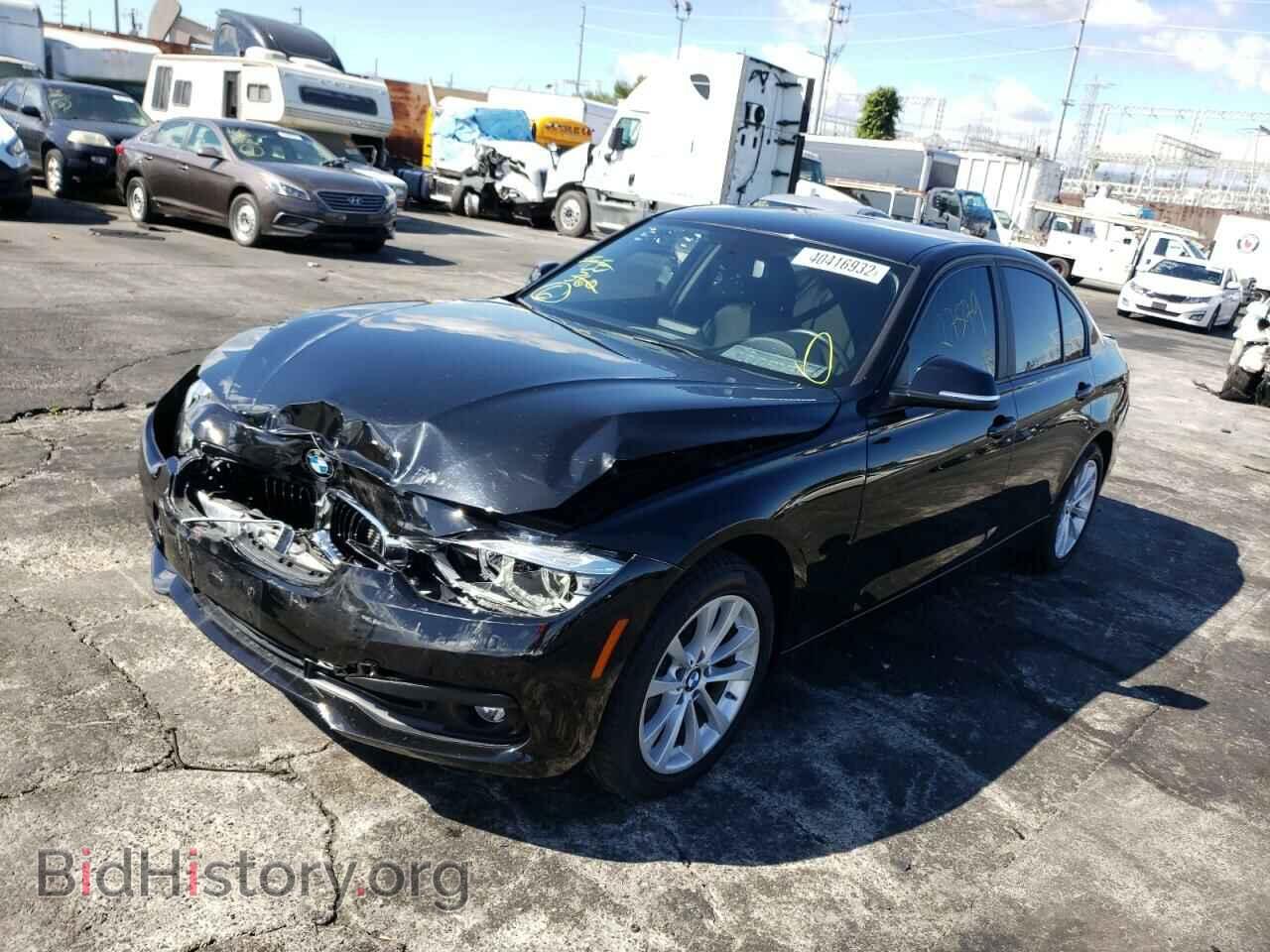 2018 BMW 3 SERIES - VIN: WBA8A9C52JAH12596 - Фото 2