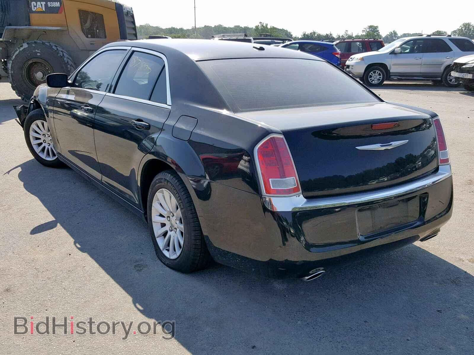 2013 CHRYSLER 300 - VIN: 2C3CCAAG1DH557883 - Фото 3