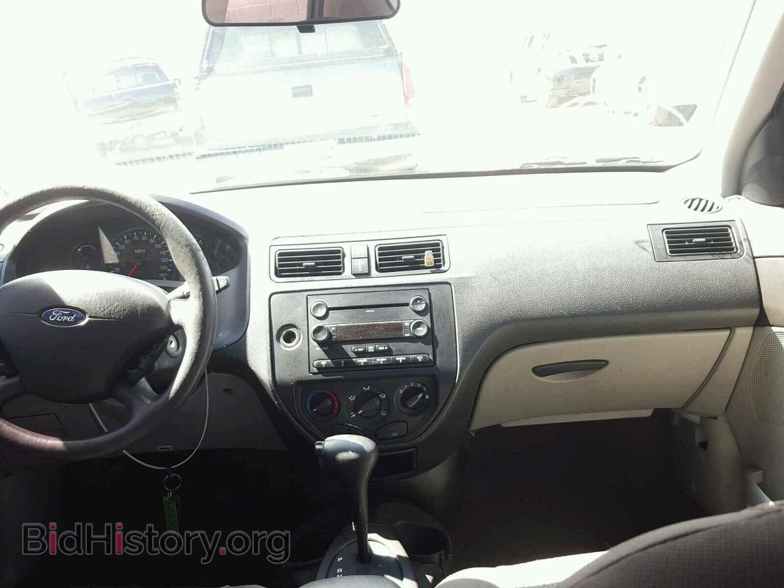 2007 FORD FOCUS - VIN: 1FAFP34N67W315914 - Фото 9