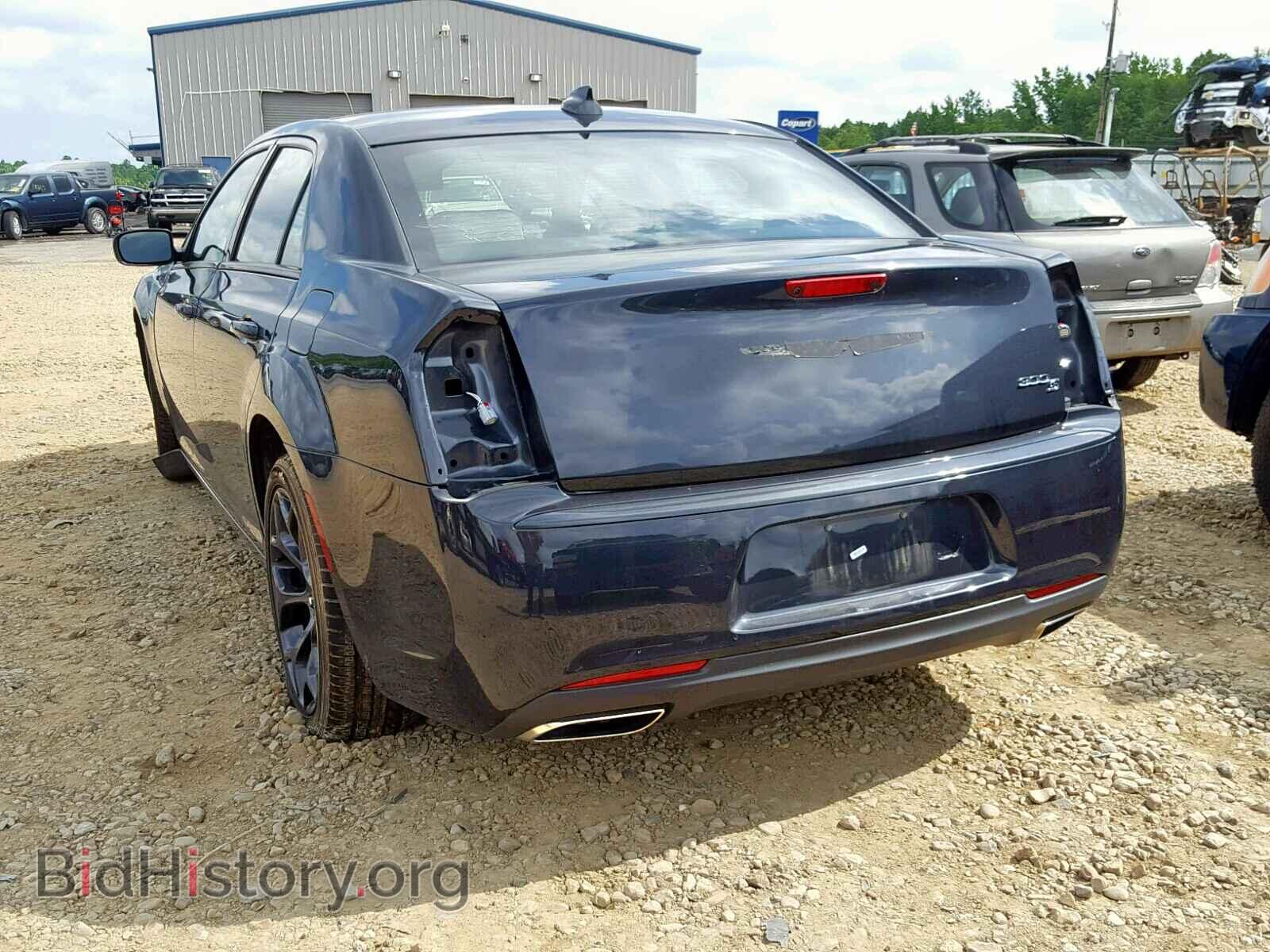 2019 CHRYSLER 300 - VIN: 2C3CCABG1KH538696 - Фото 3