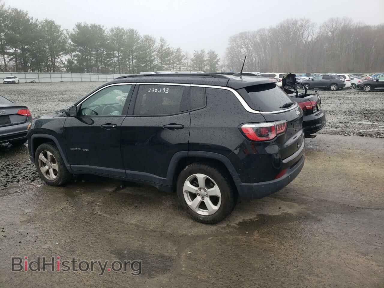 2018 JEEP COMPASS - VIN: 3C4NJCBB0JT468866 - Фото 2