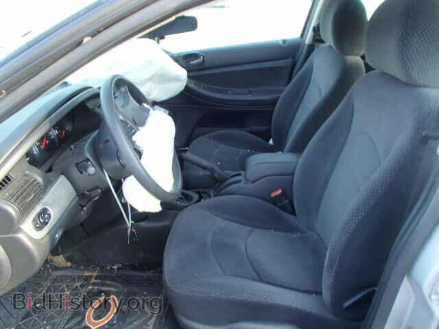 2005 CHRYSLER SEBRING - VIN: 1C3EL56R25N535507 - Фото 5