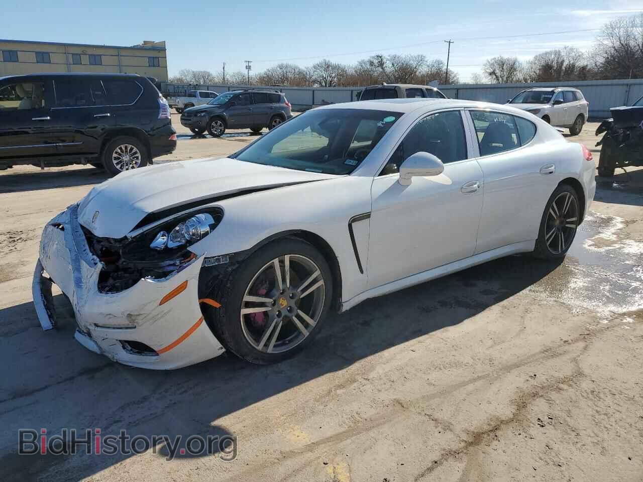 Фотография WP0AA2A7XEL013921 - PORSCHE PANAMERA 2014