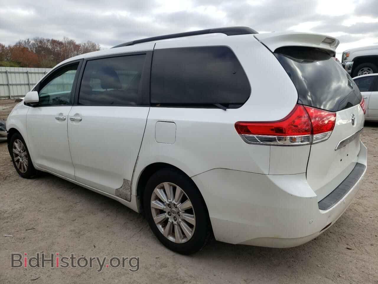 2011 TOYOTA All Models - VIN: 5TDYK3DC4BS165973 - Фото 2