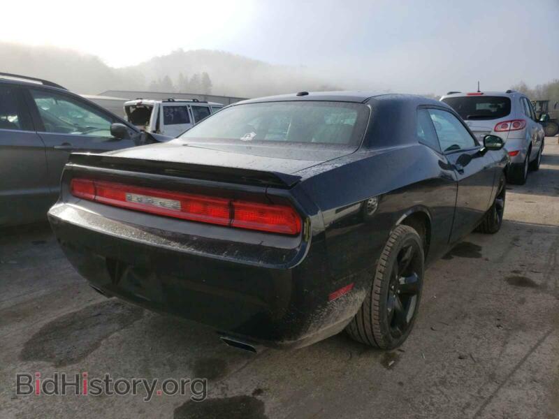 2014 Dodge CHALLENGER (VIN 2C3CDYAG2EH181850) — фото 4 из 10