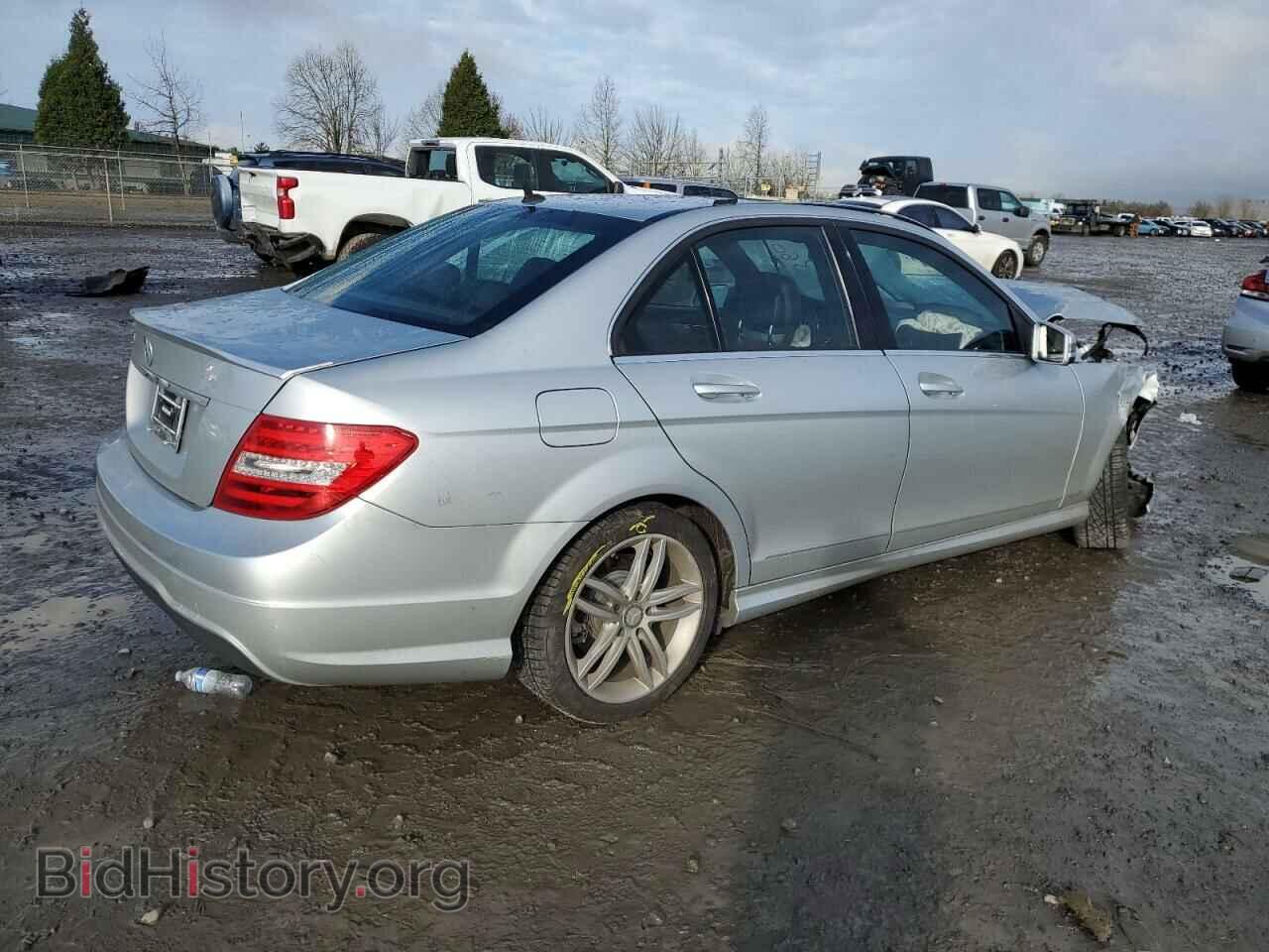 2013 MERCEDES-BENZ C-CLASS - VIN: WDDGF4HB2DR253676 - Фото 3