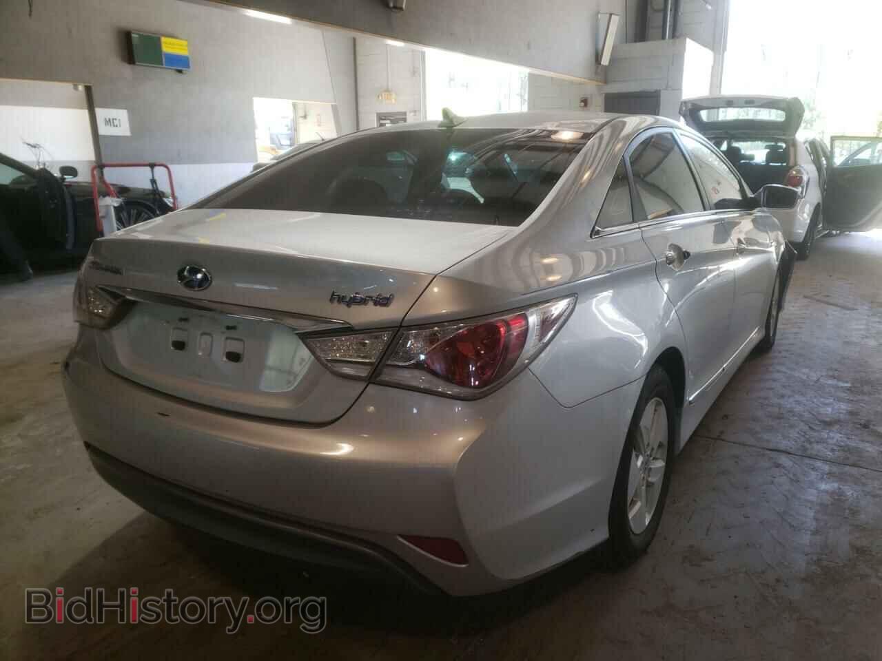 2011 HYUNDAI SONATA - VIN: KMHEC4A41BA004671 - Фото 4