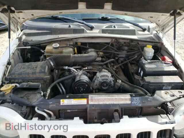 2006 JEEP LIBERTY - VIN: 1J4GL48K16W252777 - Фото 7
