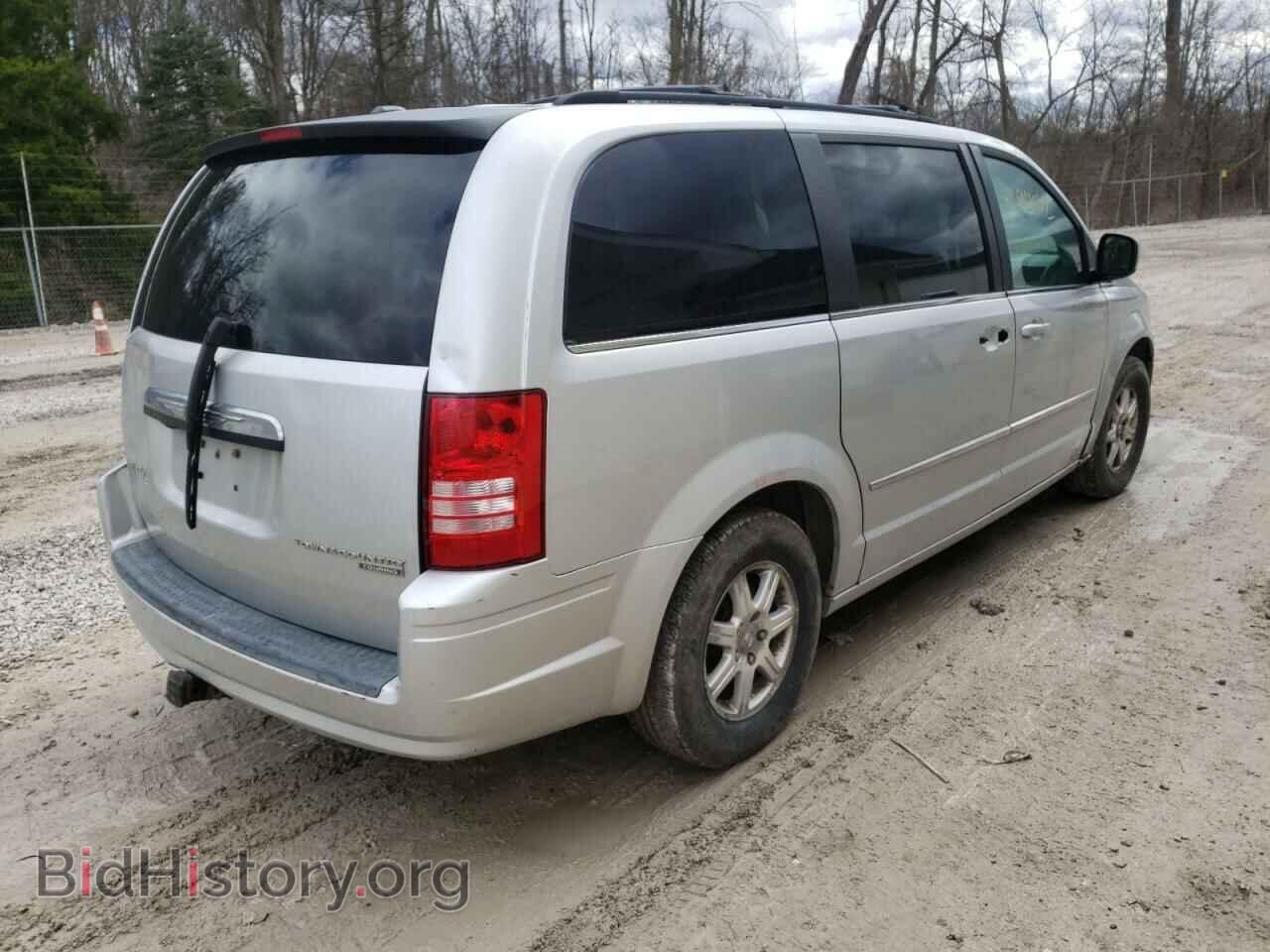 2009 CHRYSLER MINIVAN - VIN: 2A8HR54119R590858 - Фото 4