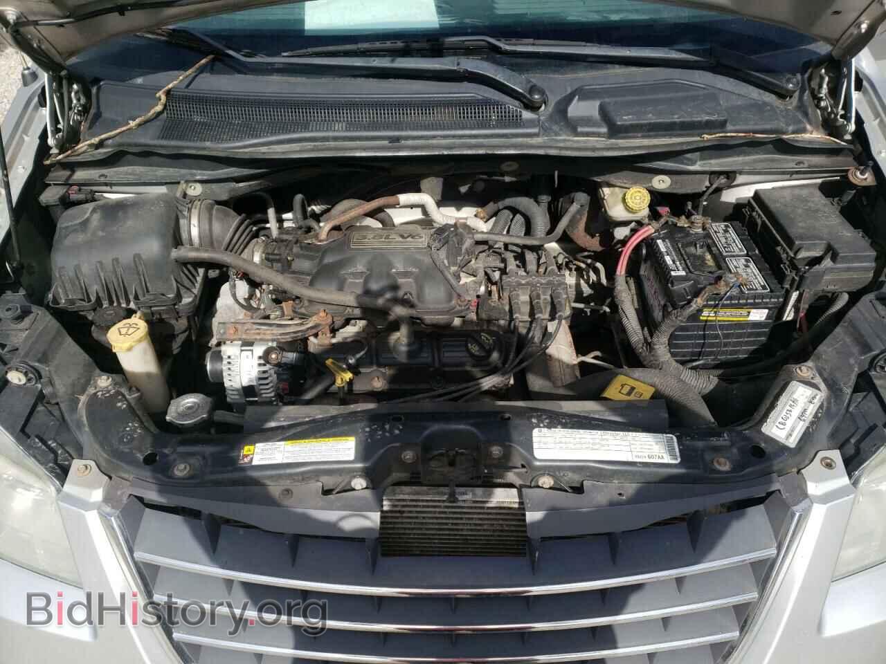 2009 CHRYSLER MINIVAN - VIN: 2A8HR54119R590858 - Фото 7