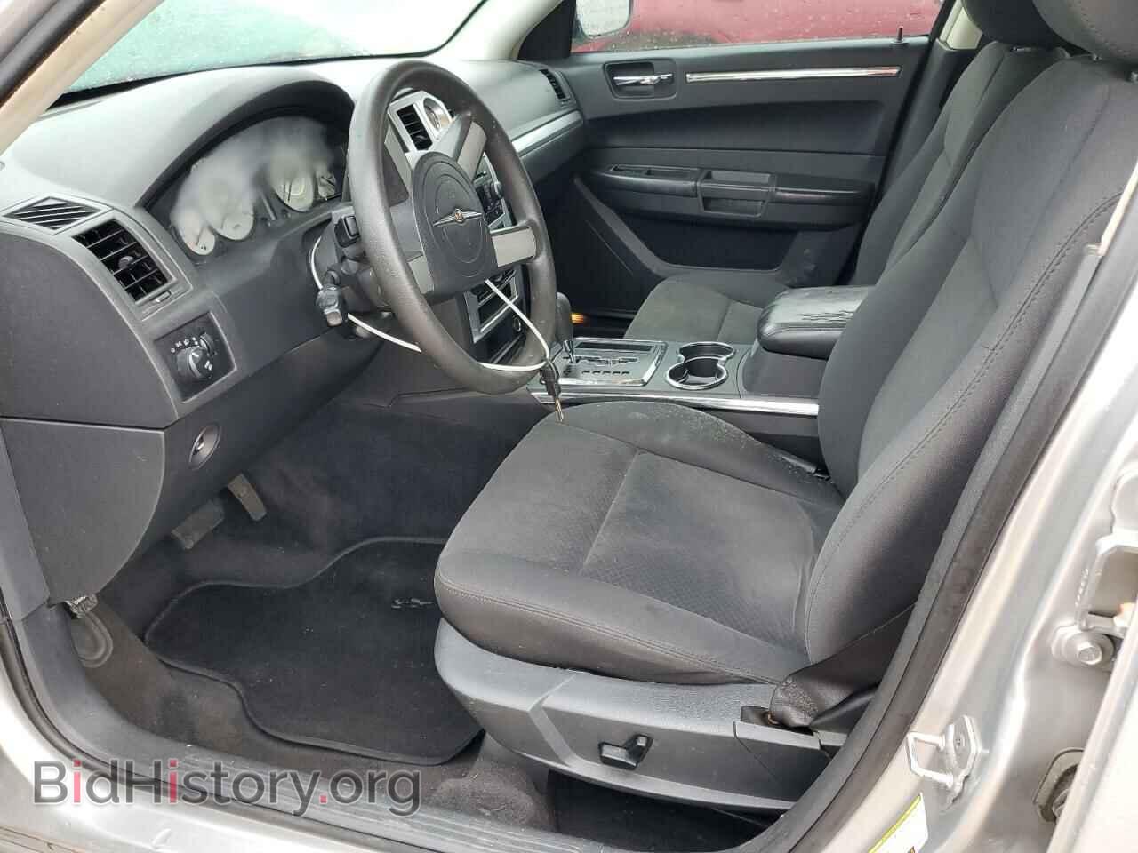 2010 CHRYSLER 300 - VIN: 2C3CA1CV4AH281180 - Фото 7