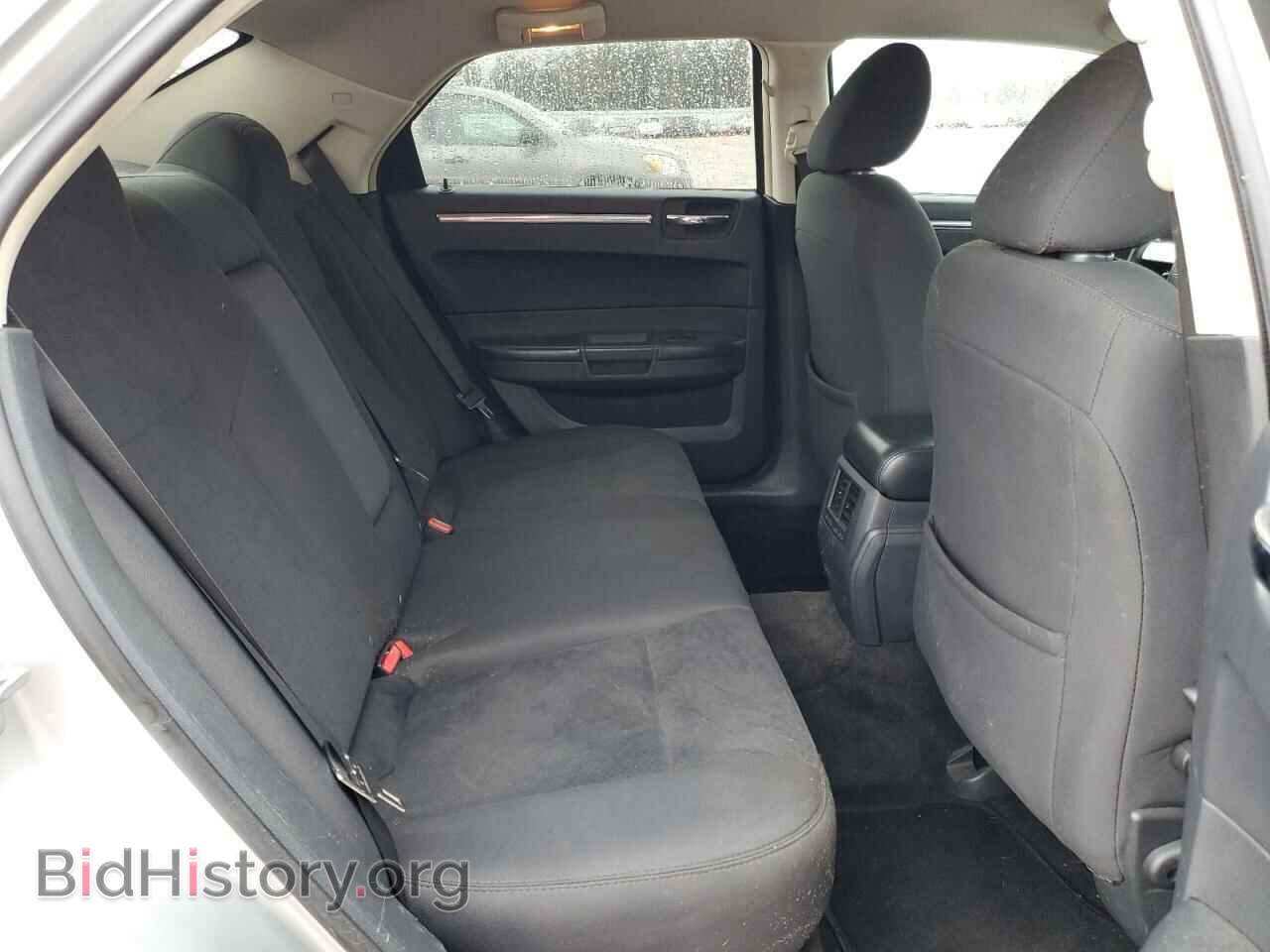 2010 CHRYSLER 300 - VIN: 2C3CA1CV4AH281180 - Фото 10
