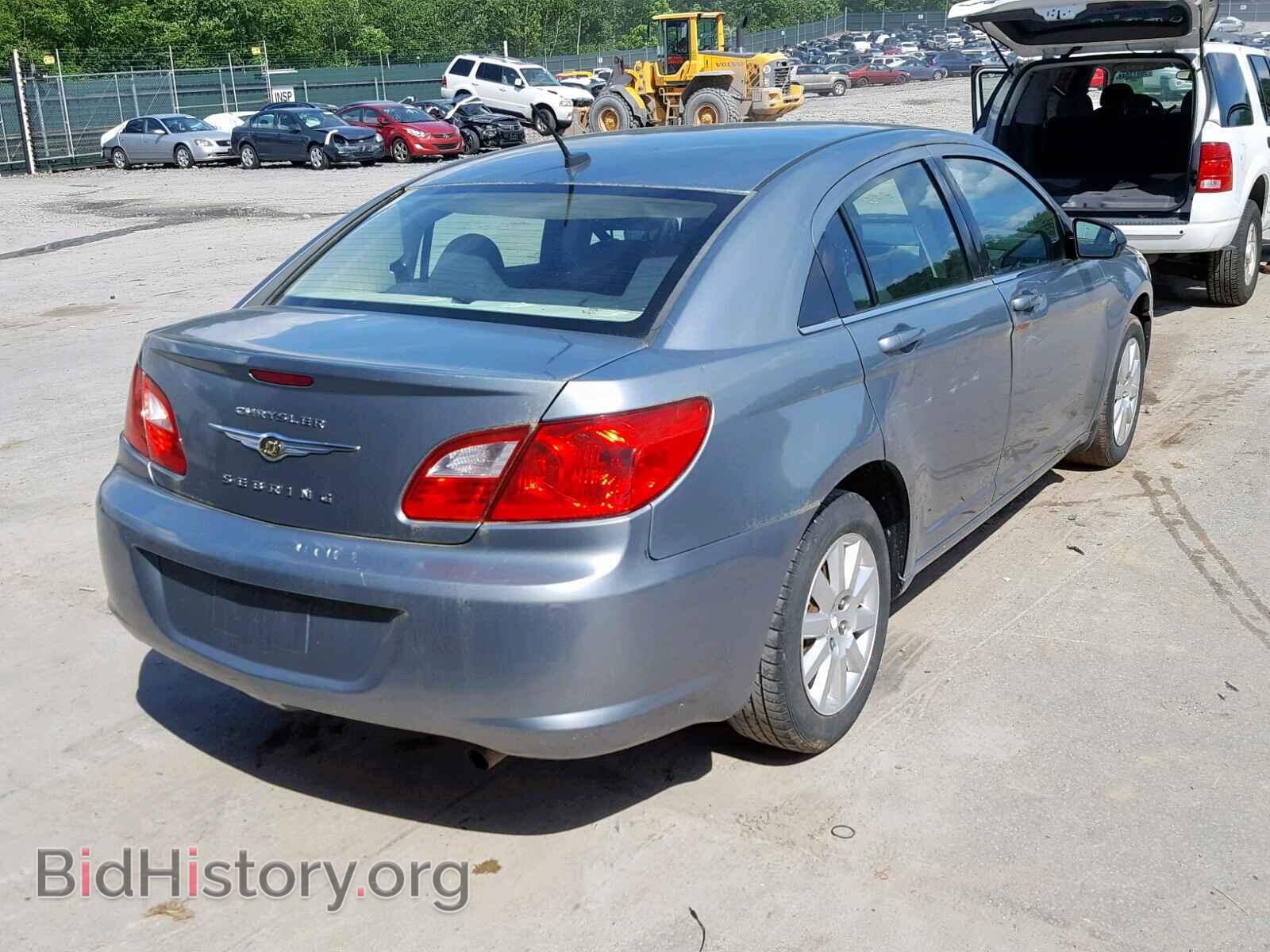 2009 CHRYSLER SEBRING - VIN: 1C3LC46BX9N524829 - Фото 4
