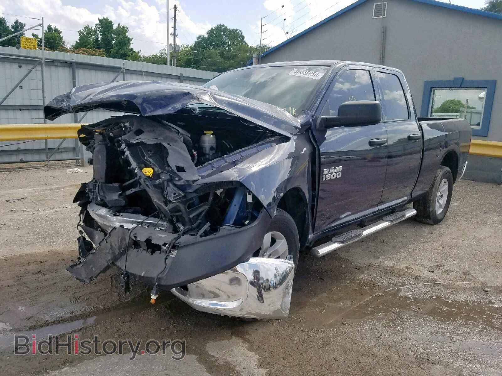 2017 RAM 1500 ST - VIN: 1C6RR6FG3HS542575 - Фото 2