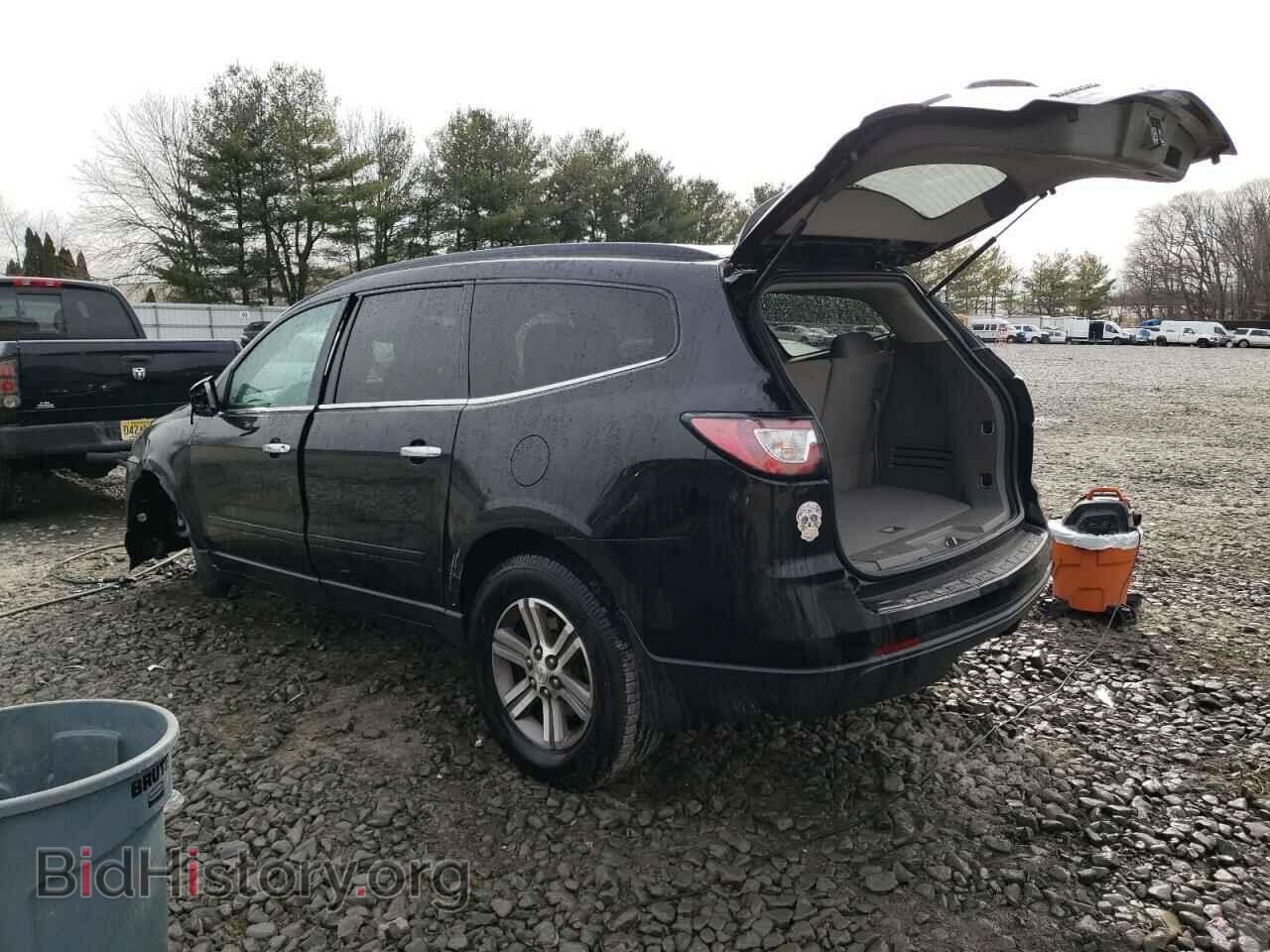 2017 CHEVROLET TRAVERSE - VIN: 1GNKRGKD4HJ176473 - Фото 2
