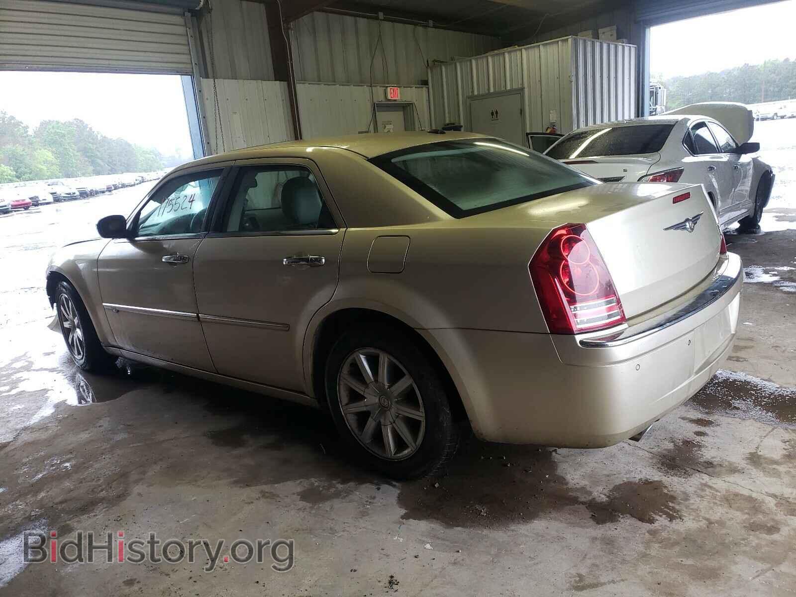 2010 CHRYSLER 300 - VIN: 2C3CA6CT3AH211178 - Фото 3