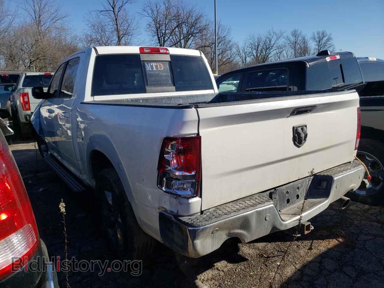 2017 RAM 1500 - VIN: 3C6RR7LT7HG575240 - Фото 2