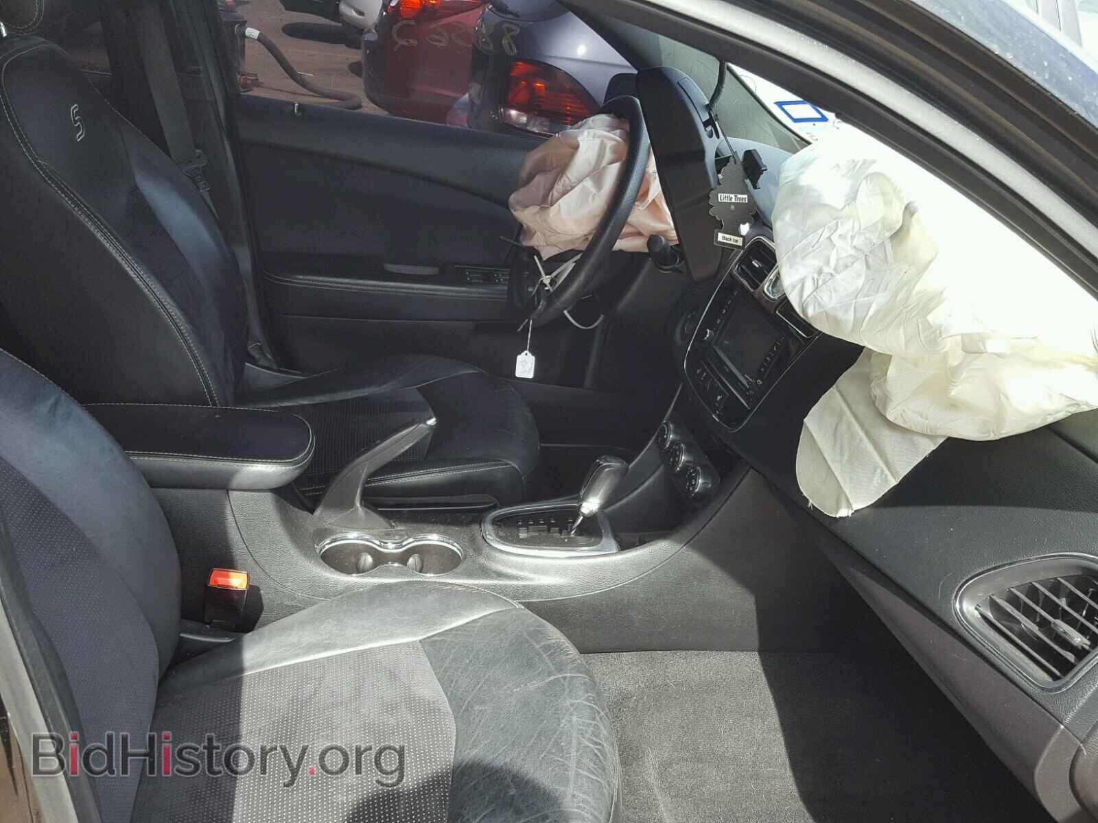 2012 CHRYSLER 200 - VIN: 1C3CCBHGXCN267188 - Фото 5