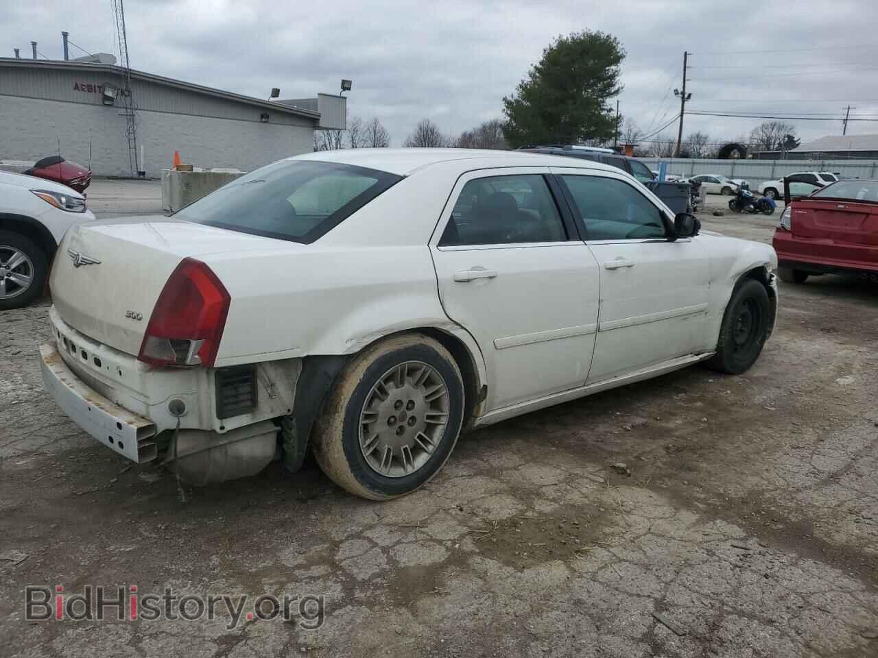 2006 CHRYSLER 300 - VIN: 2C3KA43R06H376665 - Фото 3