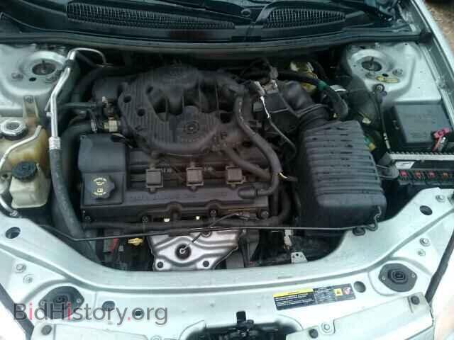 2004 CHRYSLER SEBRING - VIN: 1C3EL56R84N384462 - Фото 7