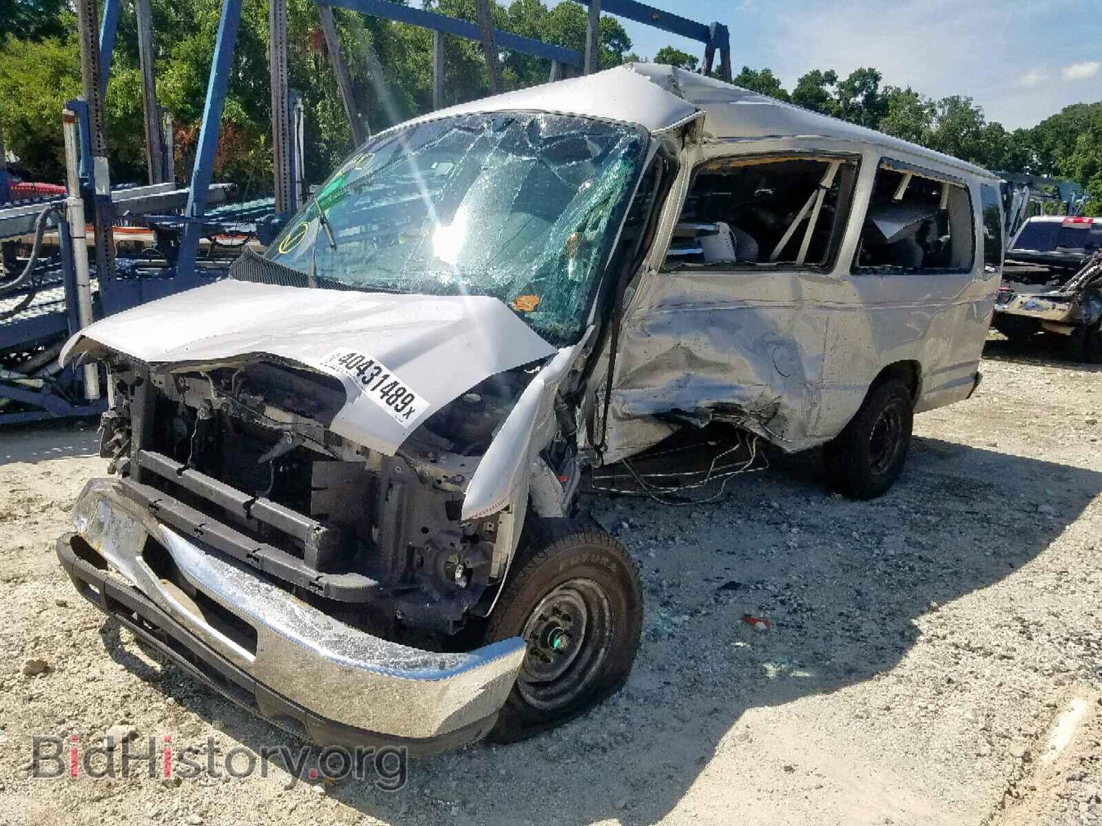 2008 FORD ECONOLINE - VIN: 1FBSS31L78DB06600 - Фото 2