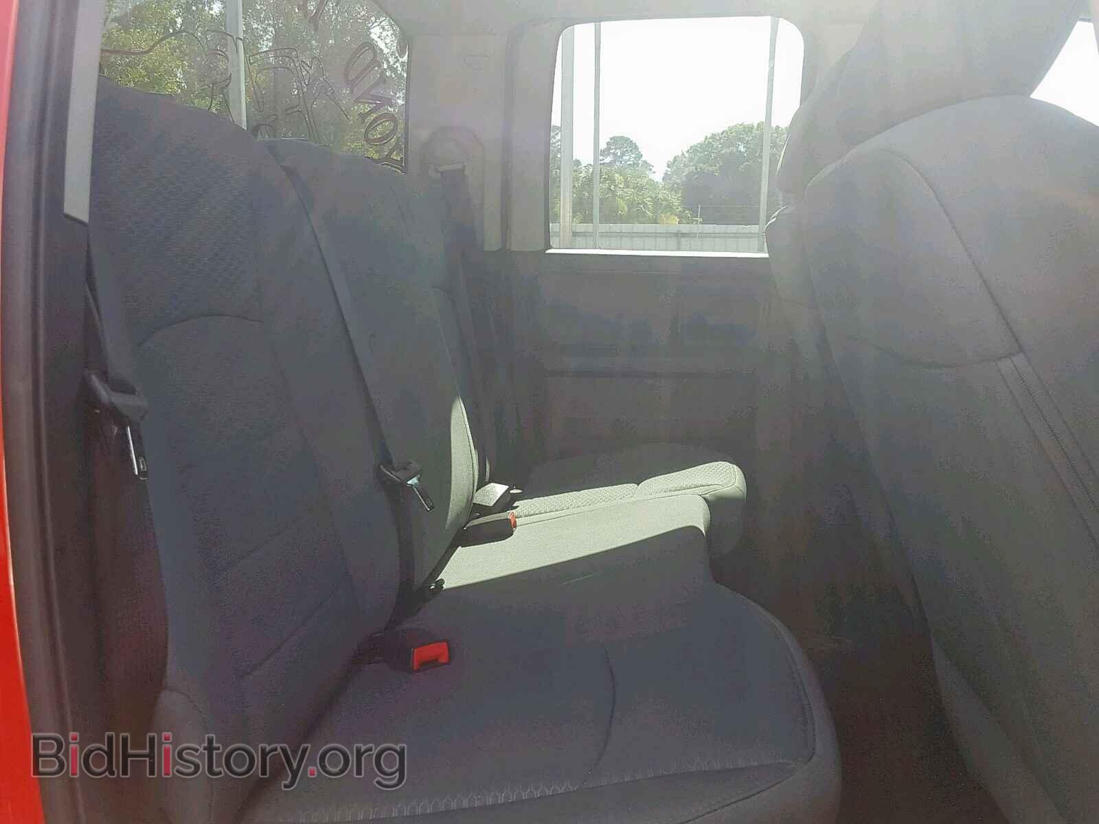 2014 RAM 1500 ST - VIN: 1C6RR7FTXES176032 - Фото 6