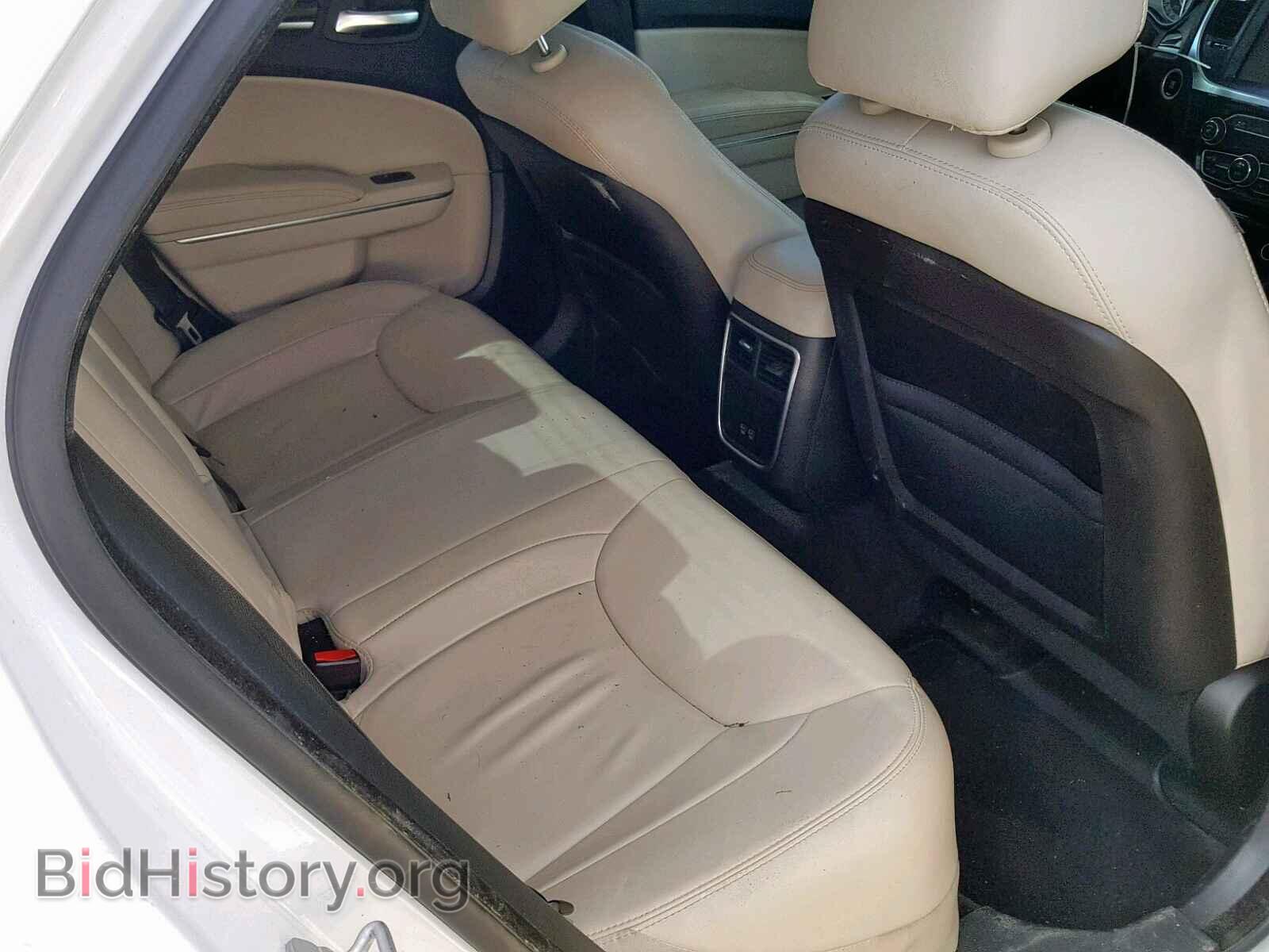 2015 CHRYSLER 300 - VIN: 2C3CCAAG2FH807084 - Photo 6