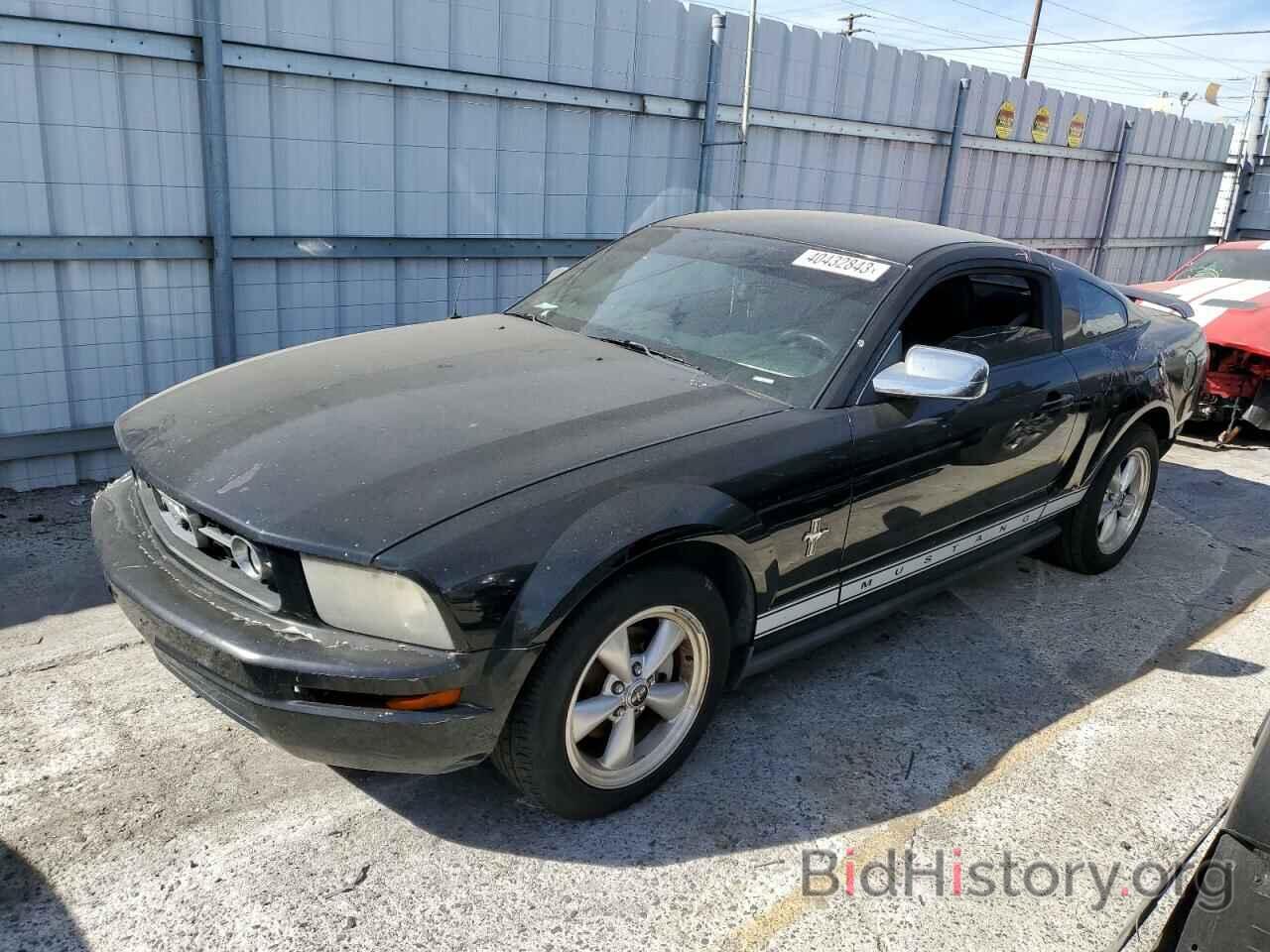Photo 1ZVHT80N385100996 - FORD MUSTANG 2008