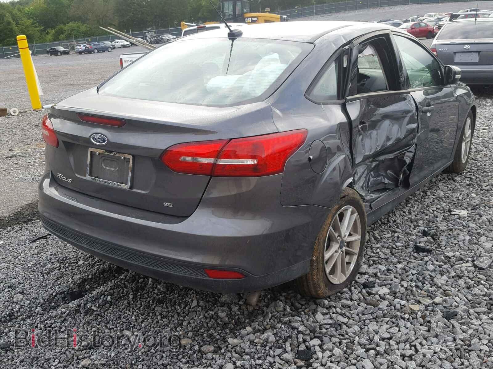 2017 FORD FOCUS - VIN: 1FADP3F25HL287035 - Фото 4